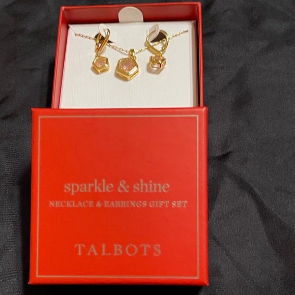 Talbots Necklace and Earring gift set, Brand New - Picture 2 of 7